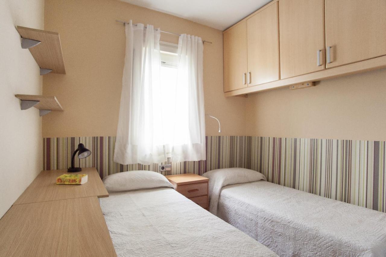 Aparteasy - Bright, Large And In Bcn Appartement